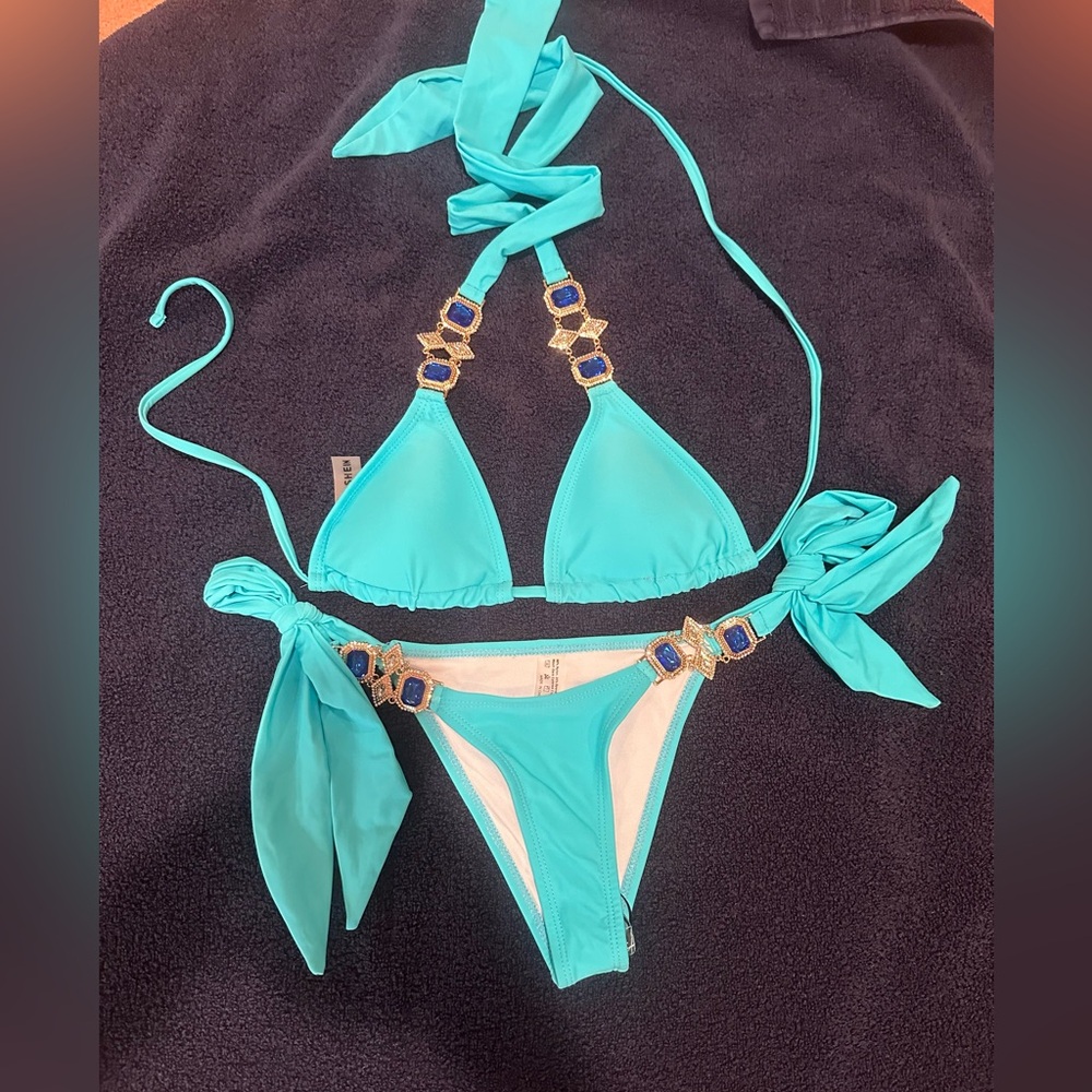Beautiful jewel bikini, teal blue, tie up sides, new never worn